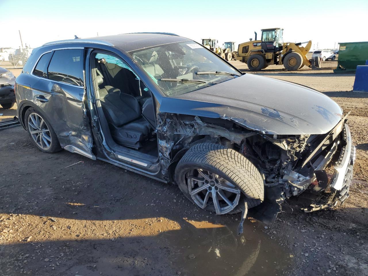 2021 Audi Q5 E Premium Plus - Image 4