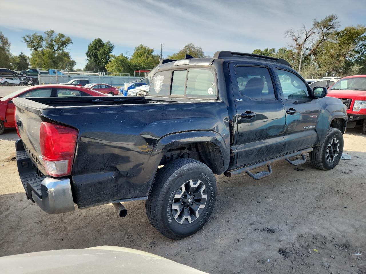 2016 Toyota Tacoma Double Cab - Фото 3