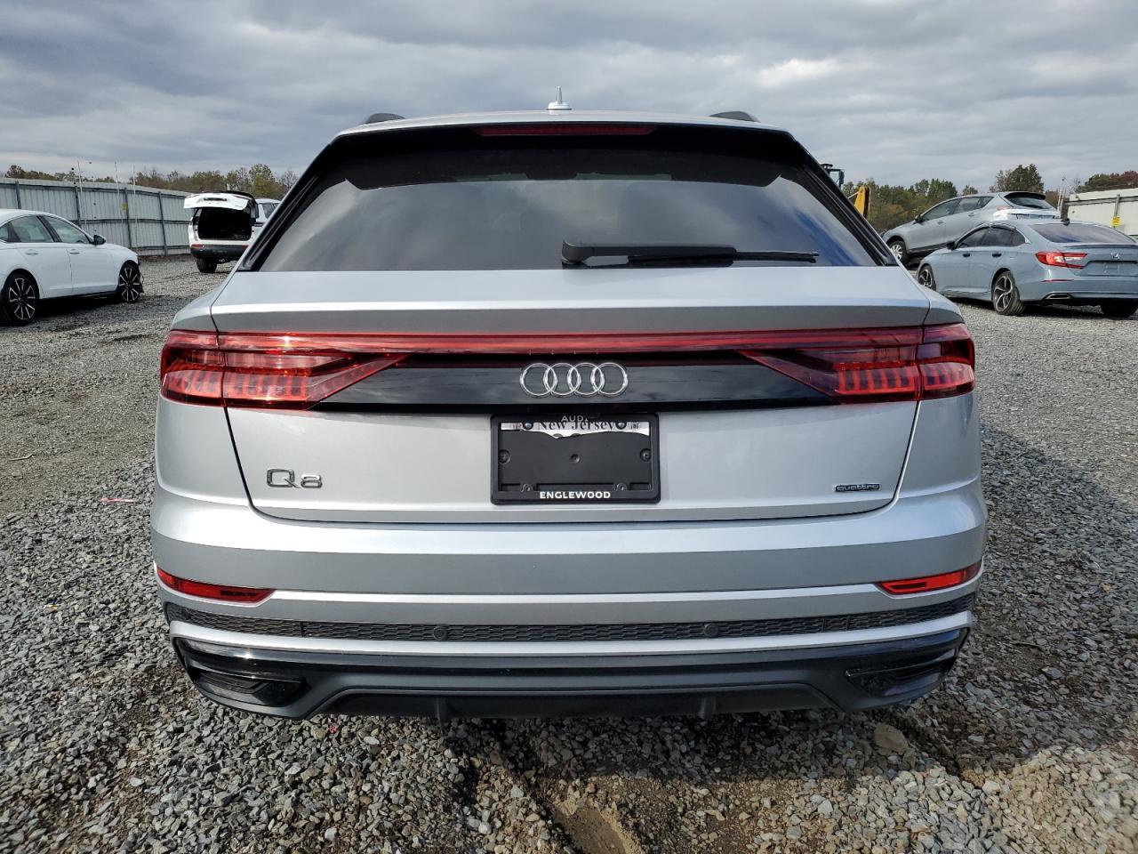 2019 Audi Q8 Premium Plus S-Line - Image 6