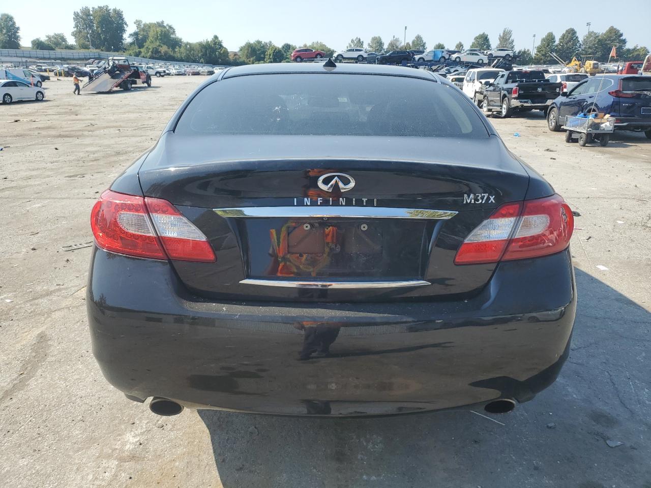 2012 Infiniti M37 X - Фото 6