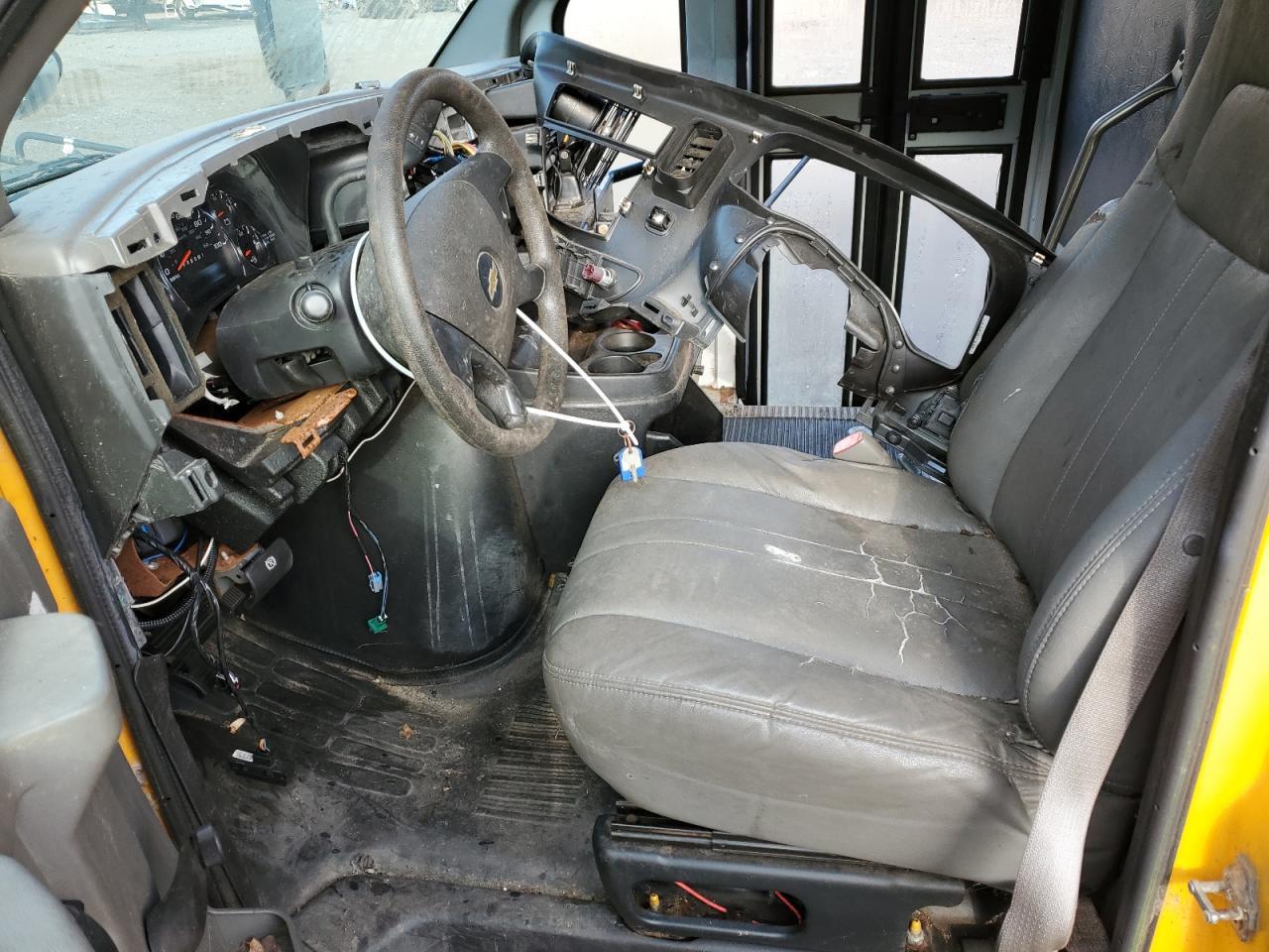 2011 Thomas Minotour G3500 - School Bus - Фото 5