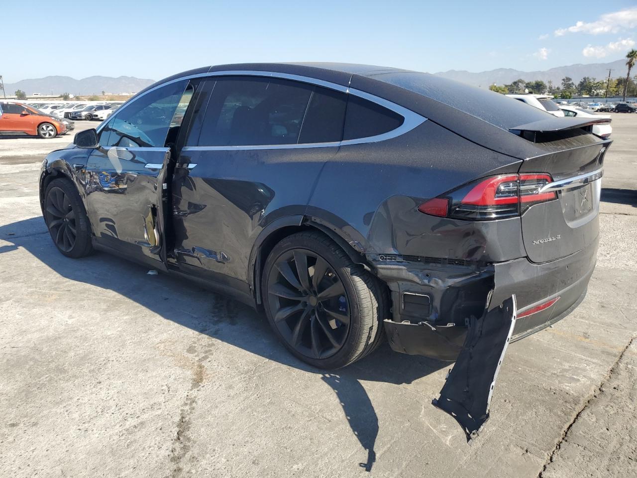 2018 Tesla Model X - Image 2