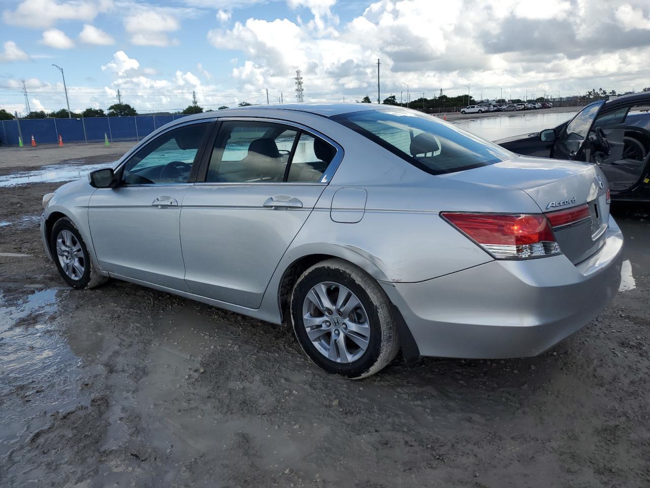 2012 Honda Accord Se - Image 2