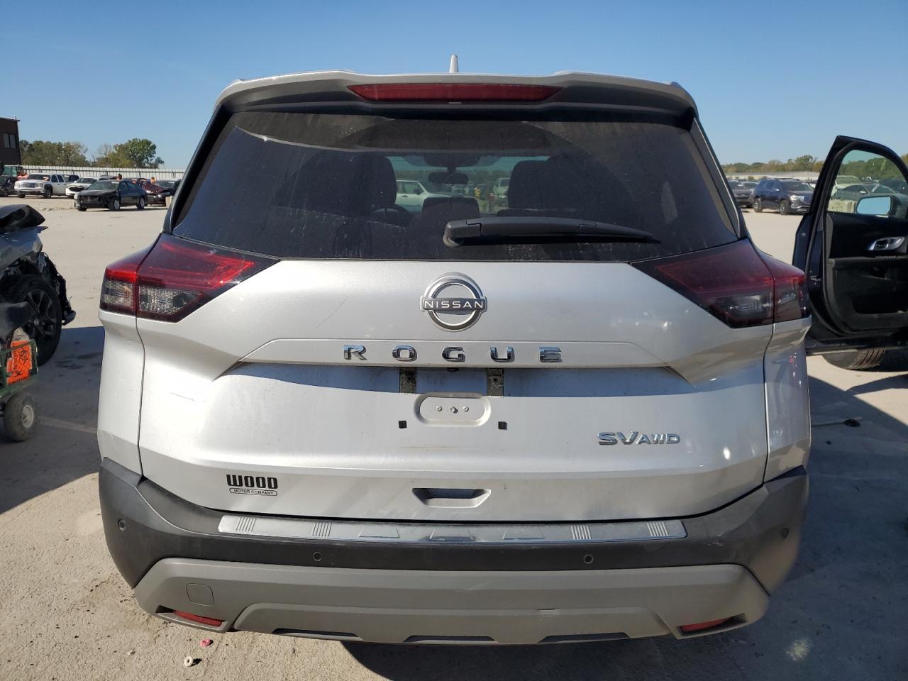 2022 Nissan Rogue Sv - Image 6