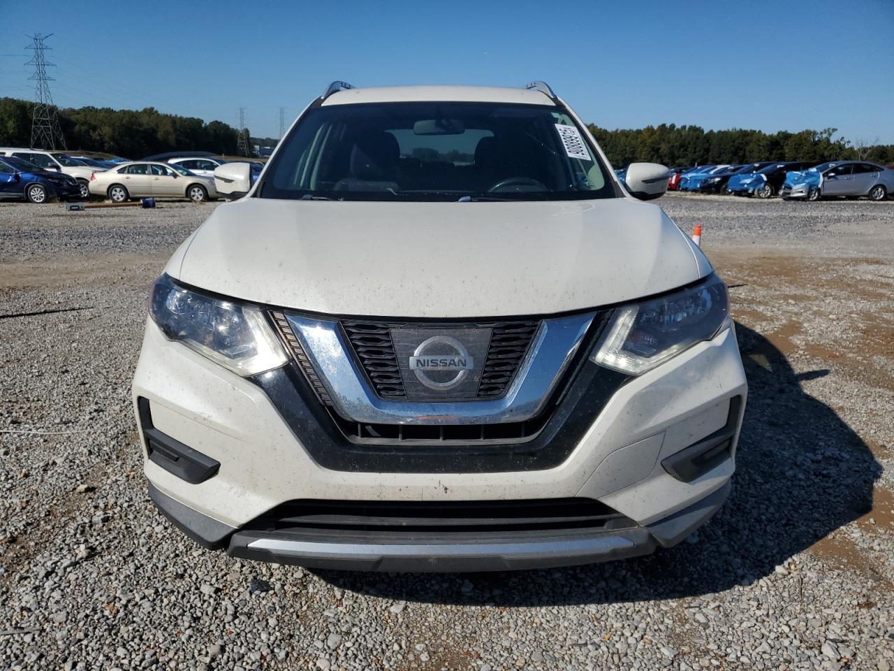 2017 Nissan Rogue S - Фото 5
