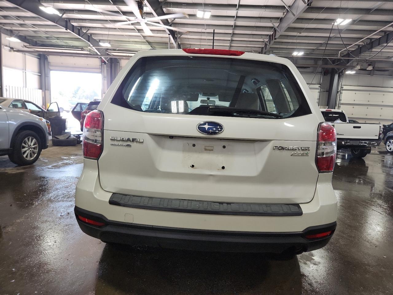 2015 Subaru Forester 2.5I - Фото 6