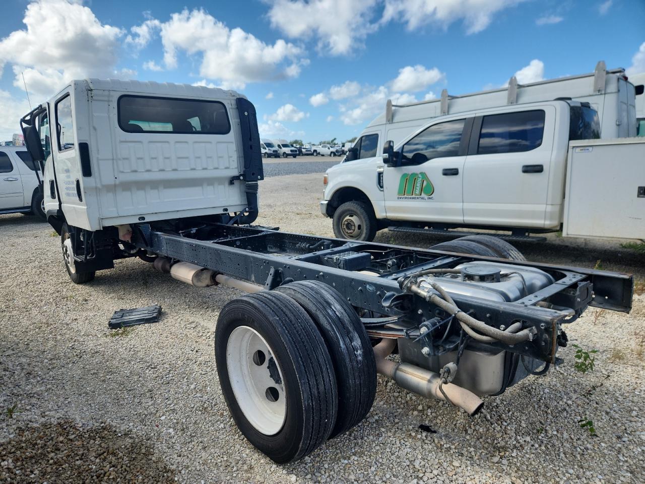 2021 Isuzu Npr Hd Truck Cab And Chassis - Фото 2