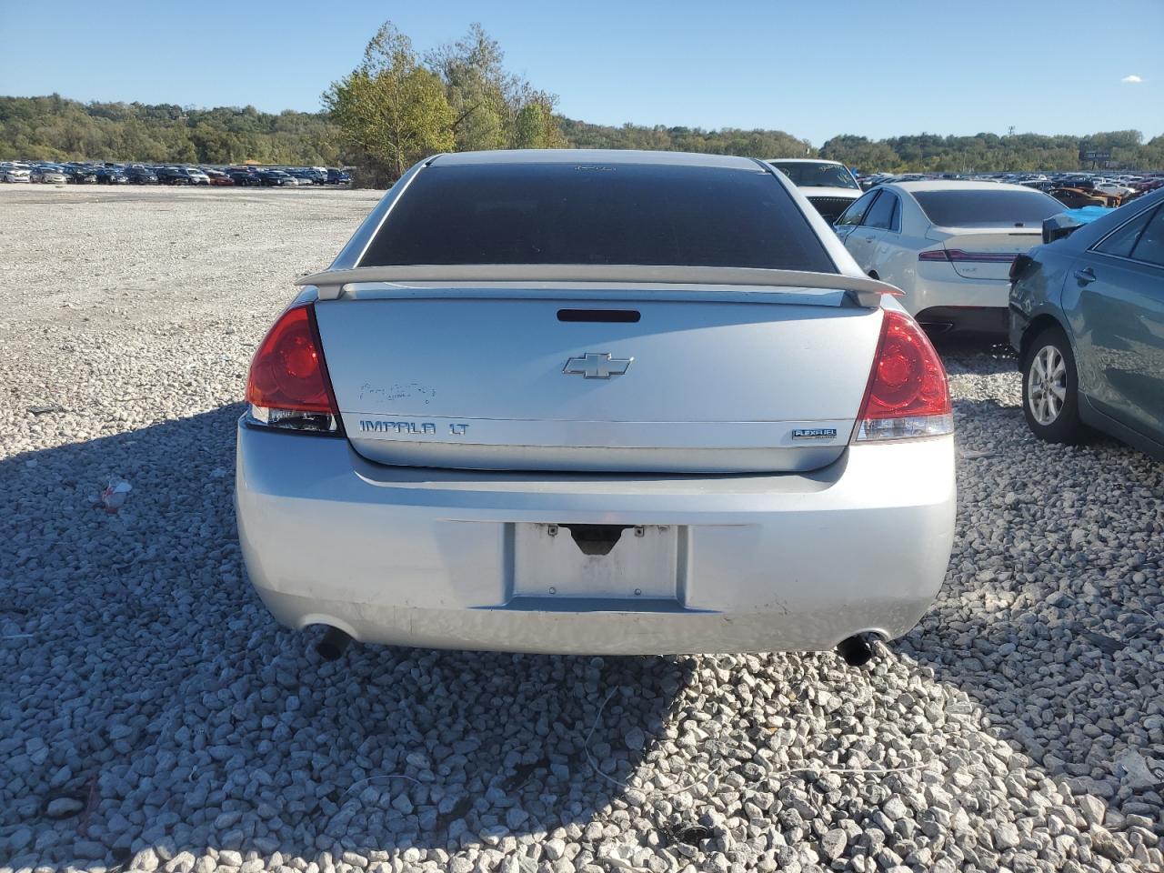 2012 Chevrolet Impala Lt - Image 6