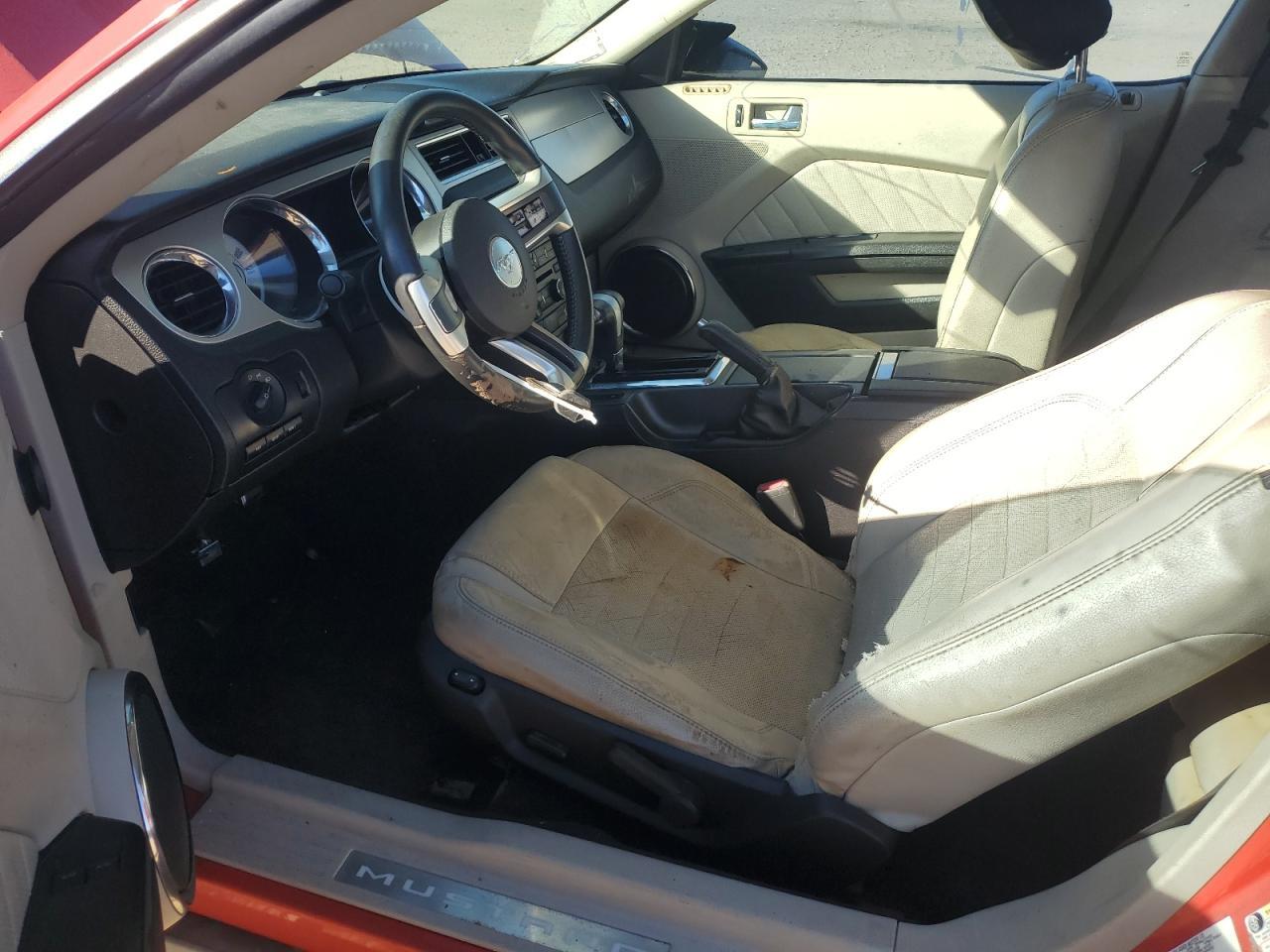 2010 Ford Mustang - Фото 7