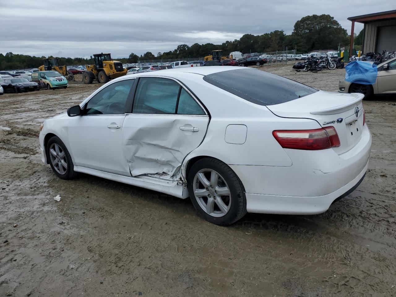 2008 Toyota Camry Le - Фото 2