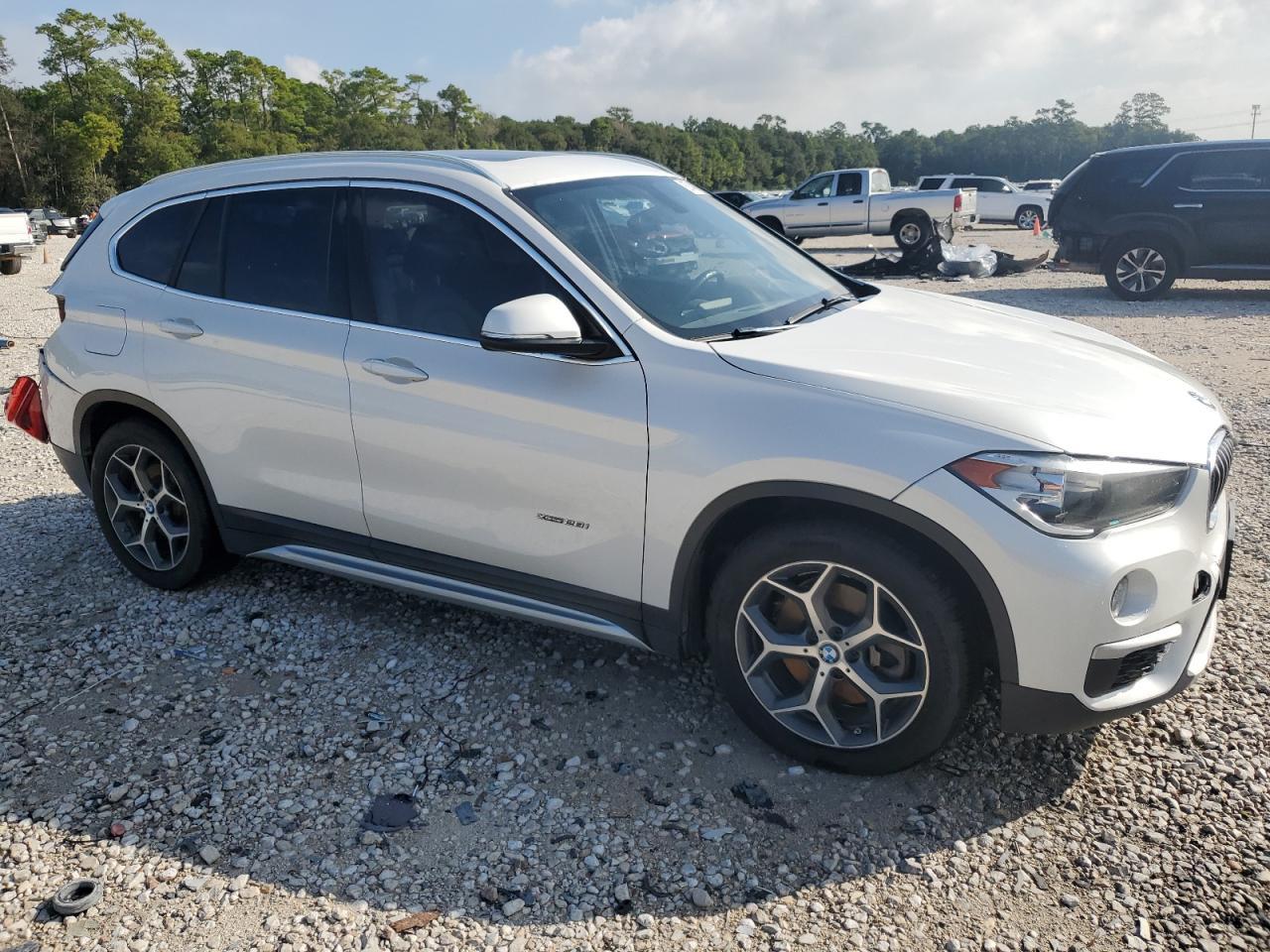 2018 BMW X1 xDrive28I - Image 4