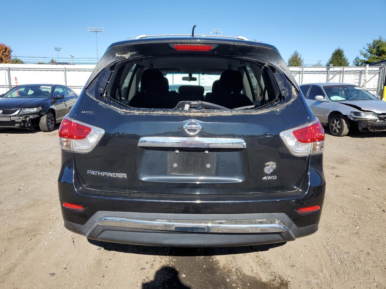 2015 Nissan Pathfinder S - Фото 6