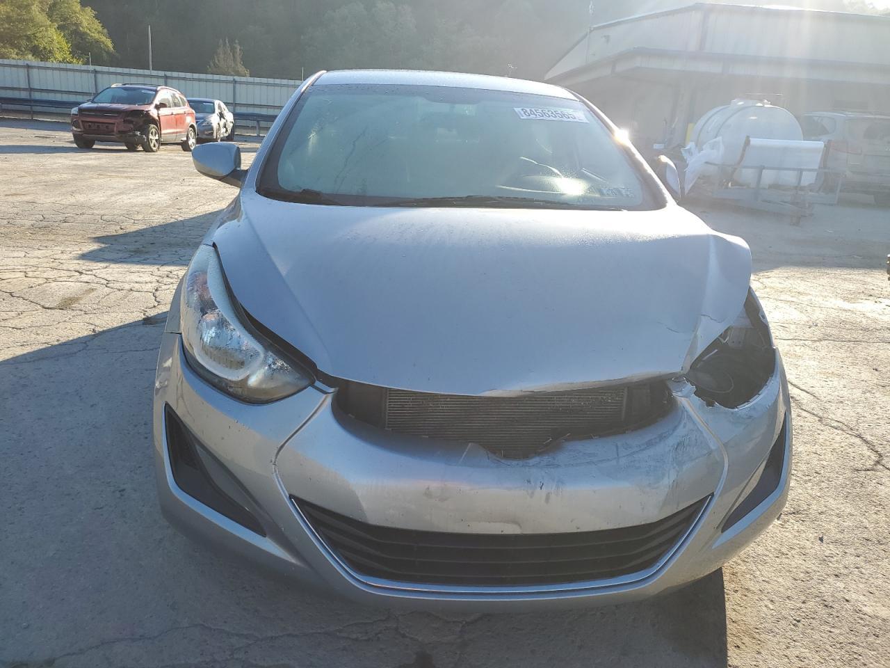 2015 Hyundai Elantra Se - Image 5