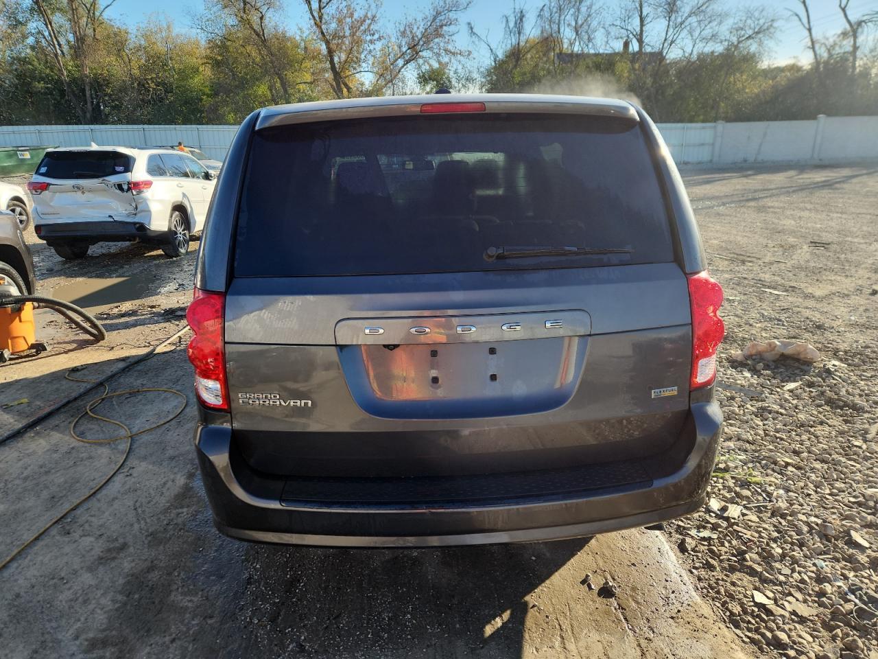 2019 Dodge Grand Caravan Se - Image 6