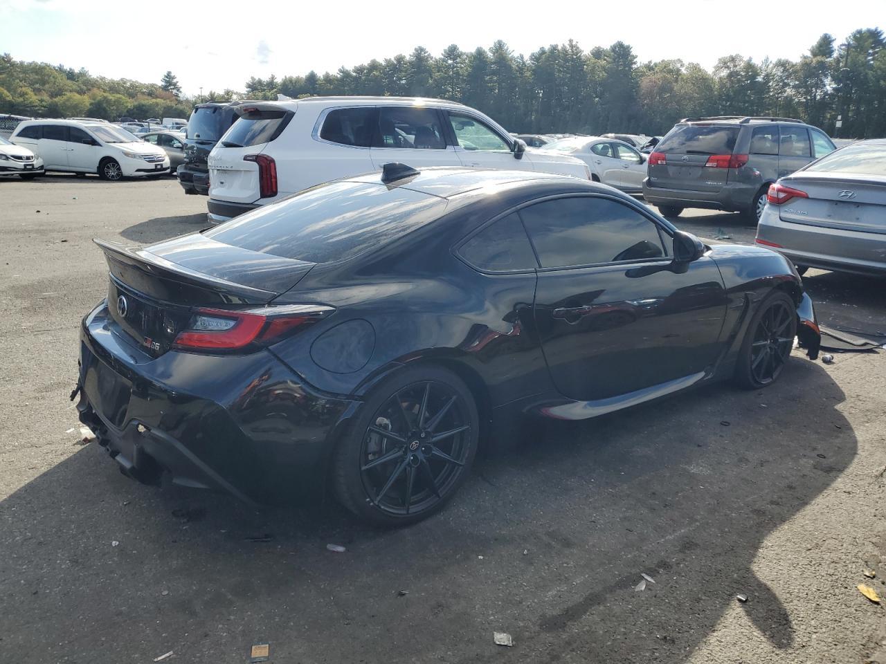 2023 Toyota Gr 86 Premium - Image 3