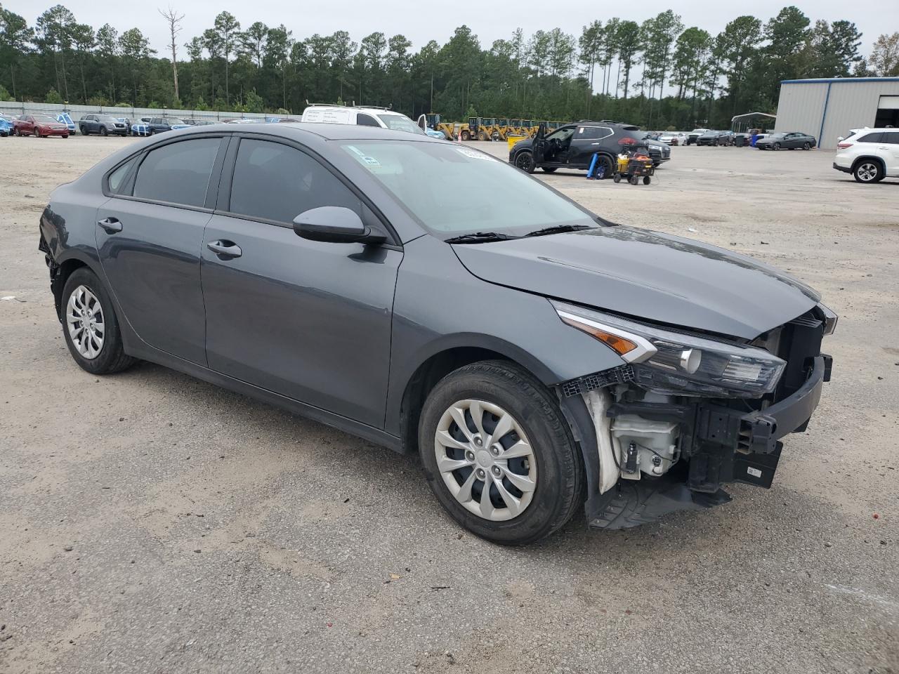 2023 Kia Forte Lx - Фото 4