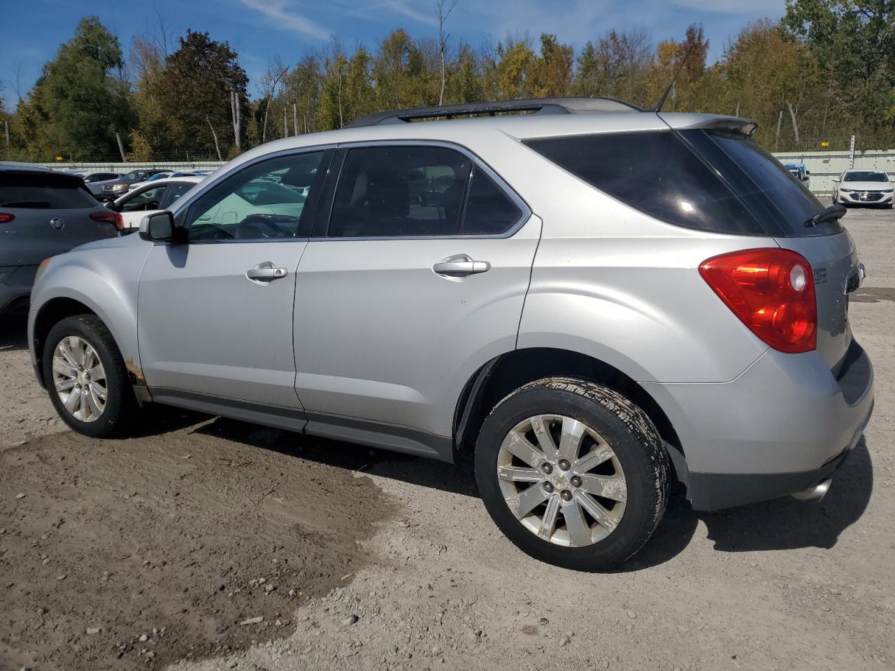 2010 Chevrolet Equinox Lt - Фото 2