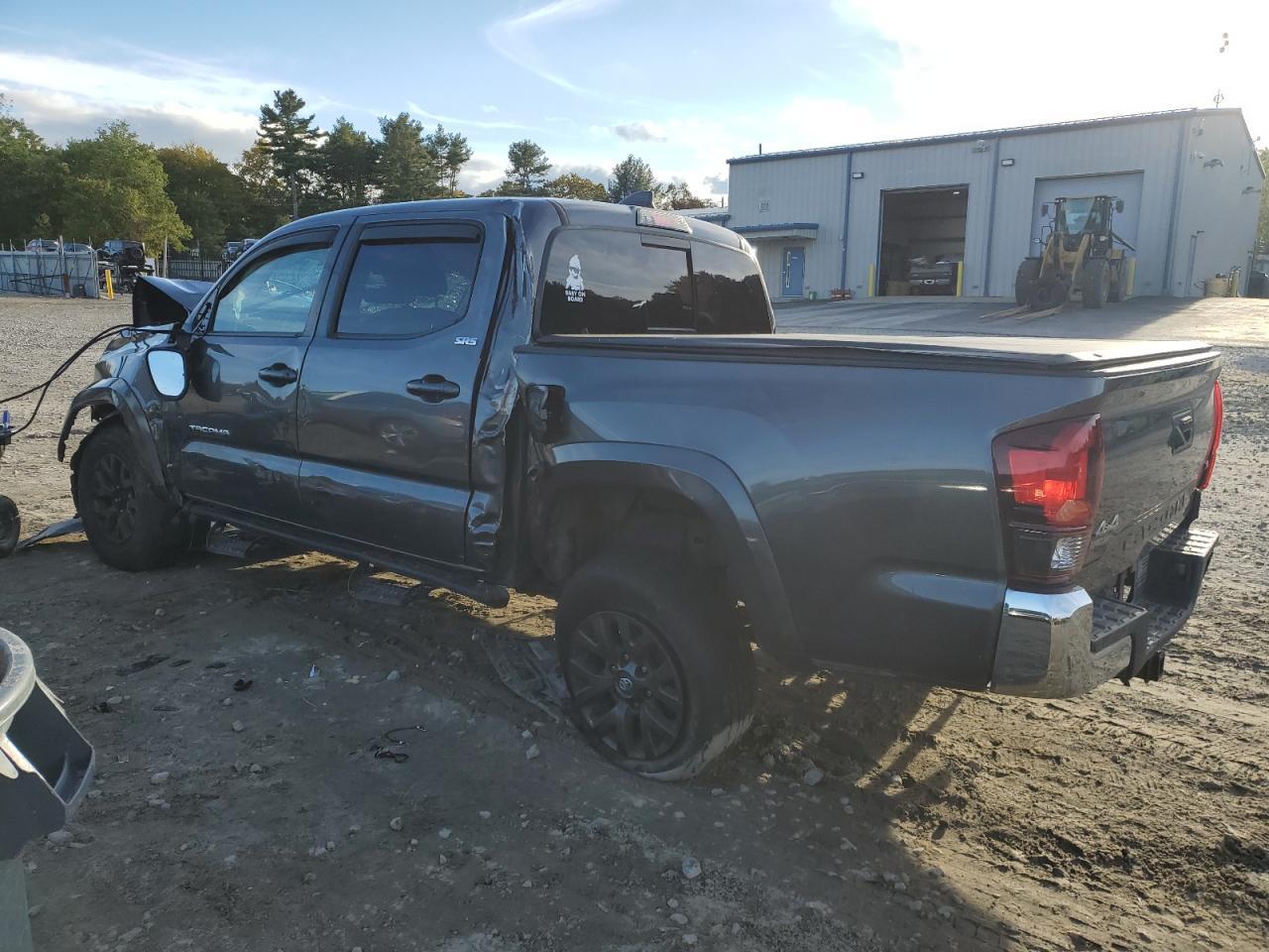 2020 Toyota Tacoma Sr5 V6 - Image 2