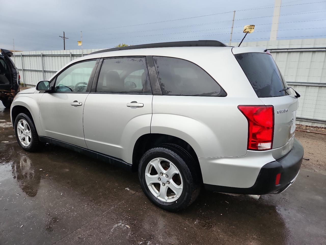 2008 Suzuki Xl7 Luxury - Image 2