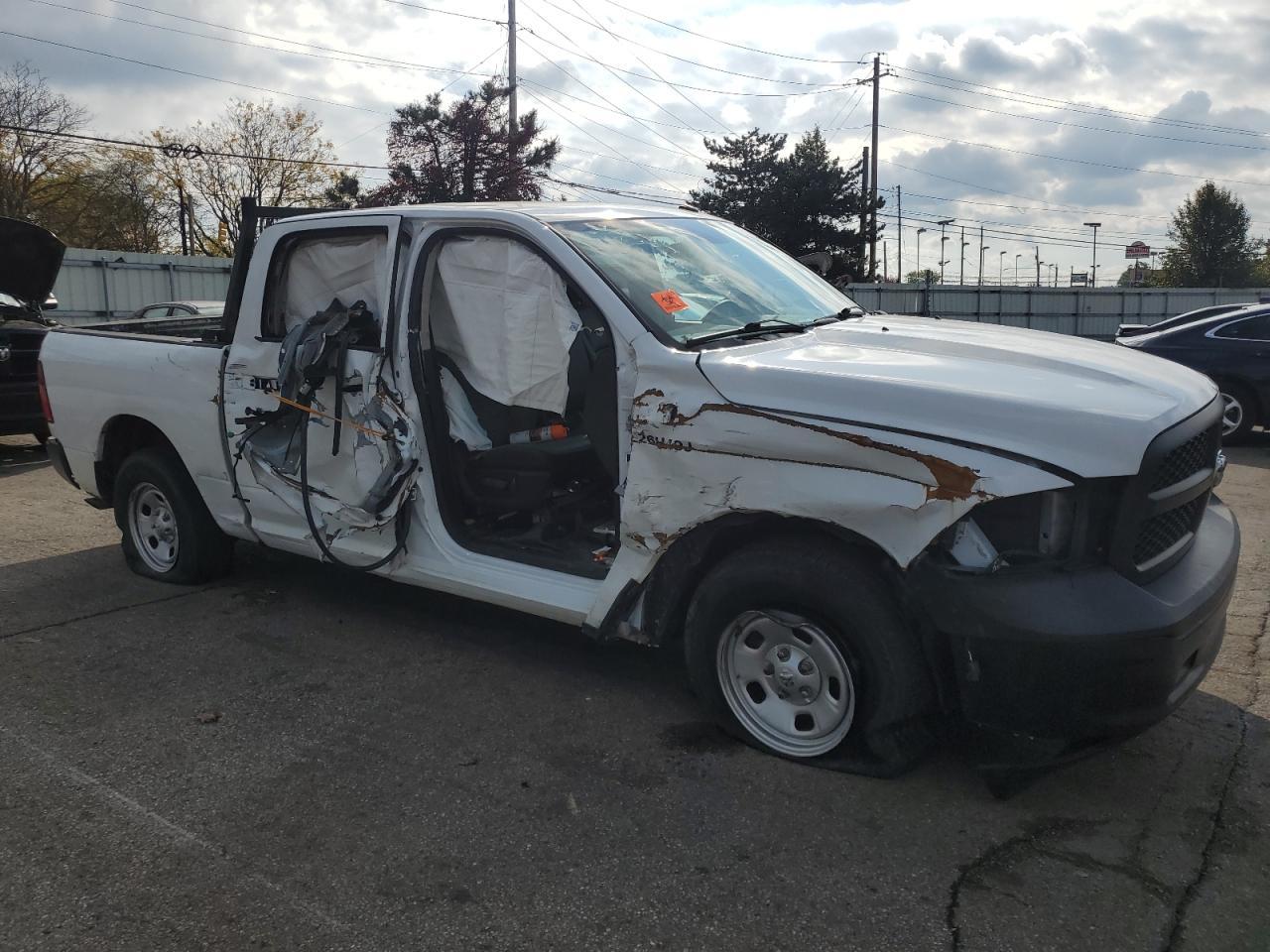 2023 Ram 1500 Classic Tradesman - Фото 4