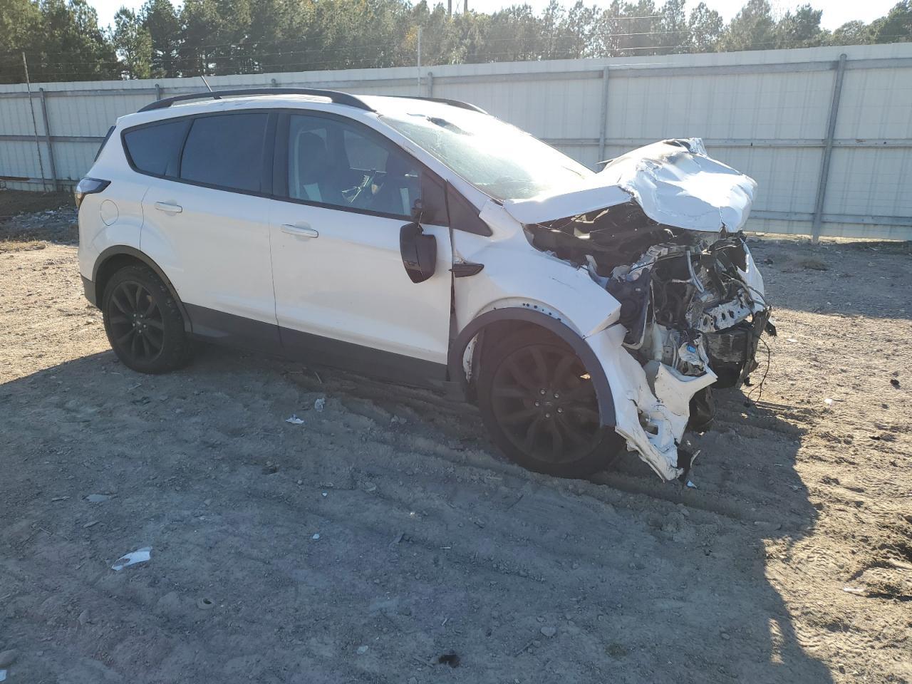 2018 Ford Escape Se - Фото 4