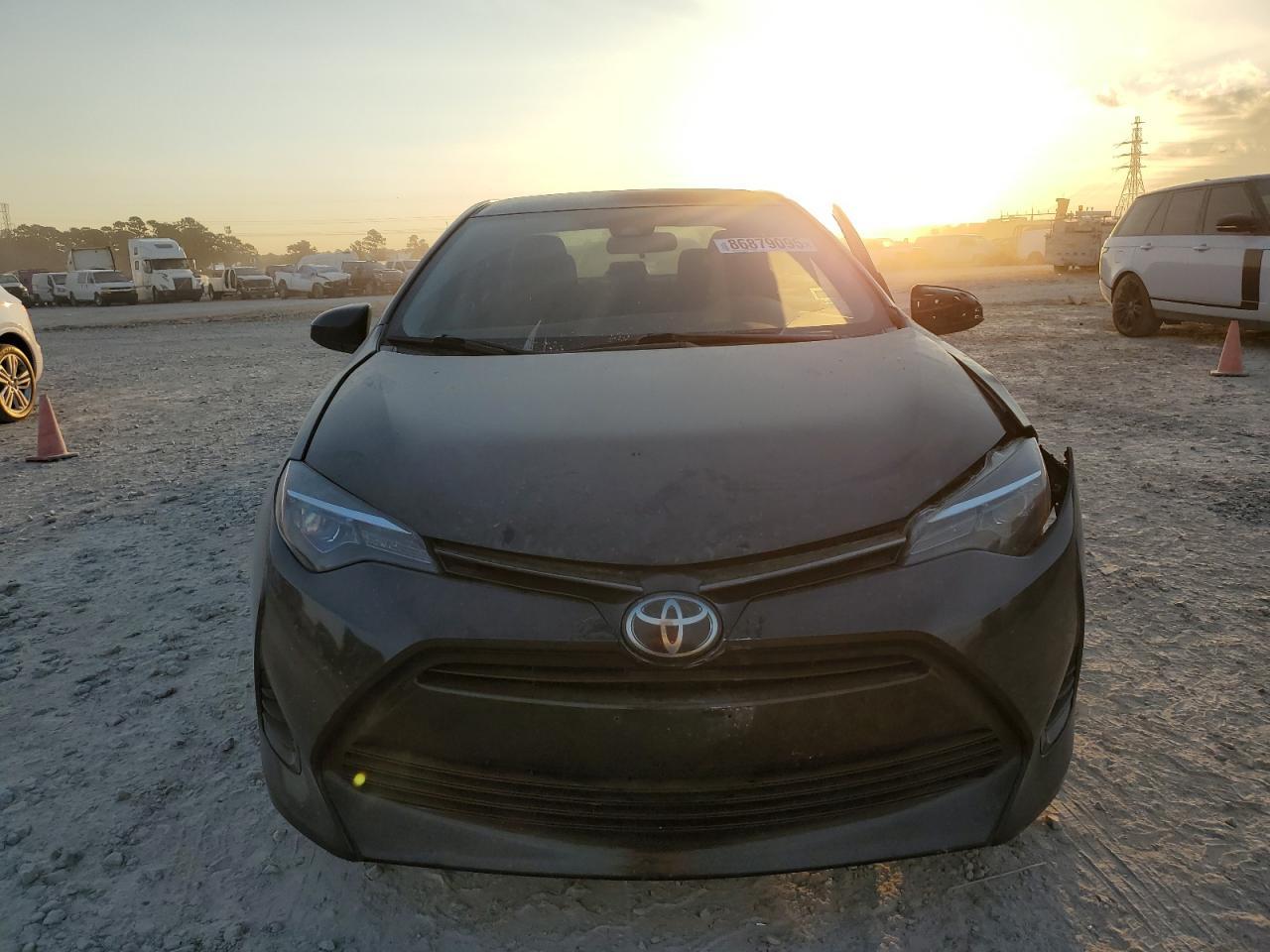2017 Toyota Corolla L - Image 5