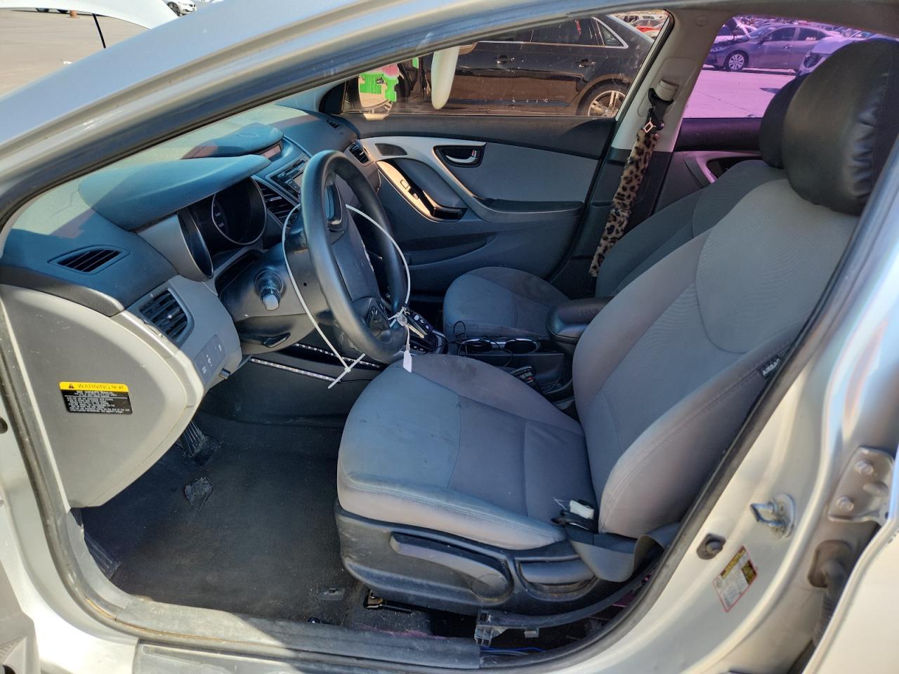2016 Hyundai Elantra - Image 7
