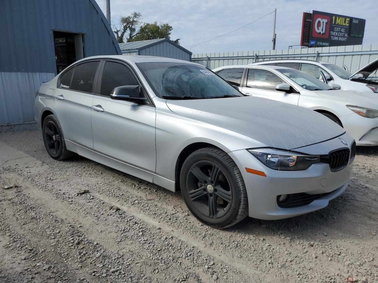 2014 BMW 328 Xi Sulev - Image 4