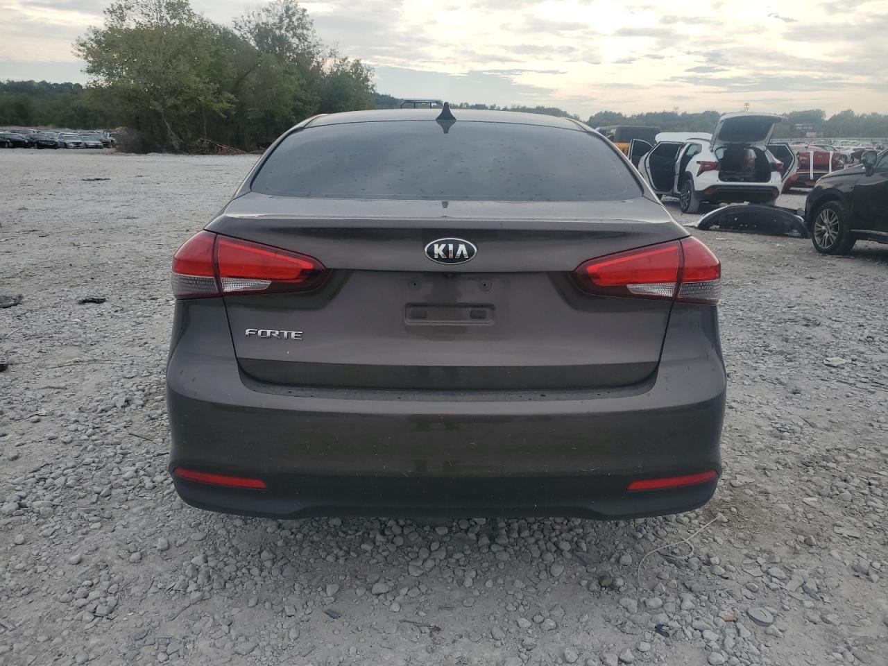 2017 Kia Forte Lx - Фото 6