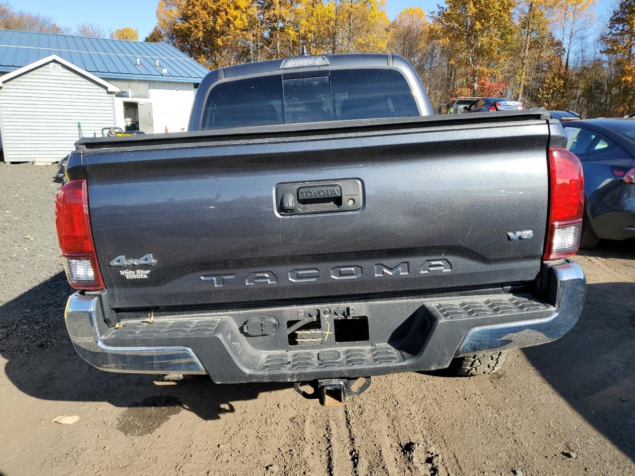 2023 Toyota Tacoma Double Cab - Image 6