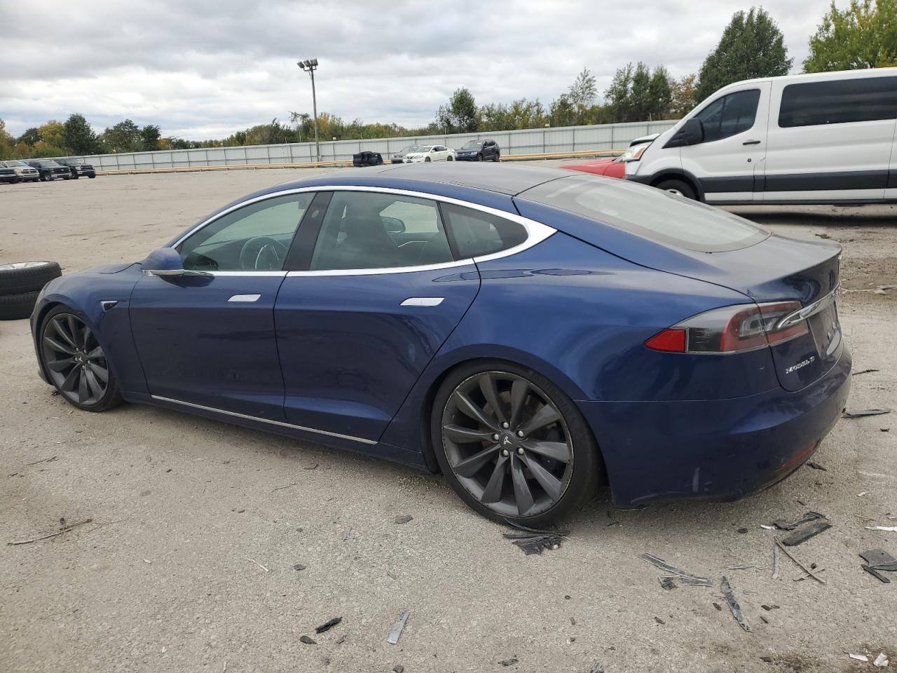 2017 Tesla Model S - Фото 2