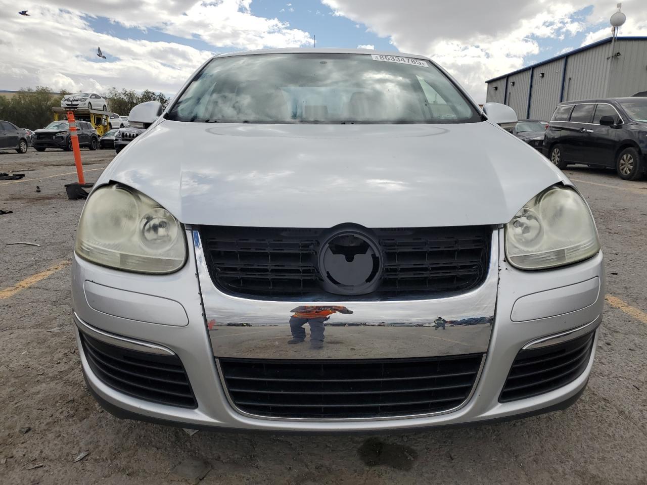 2008 Volkswagen Jetta S - Image 5