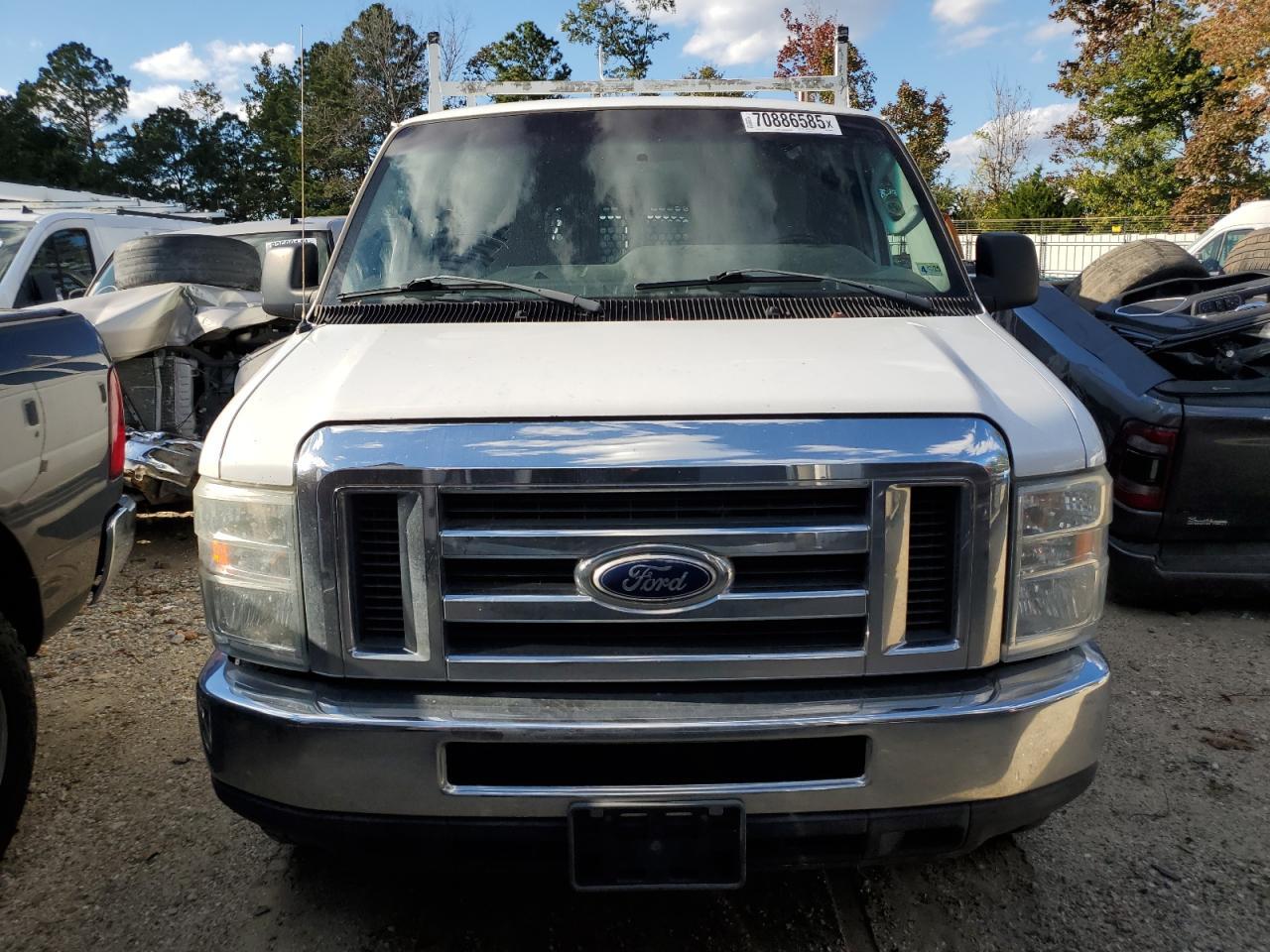 2014 Ford Econoline E250 Van - Image 5