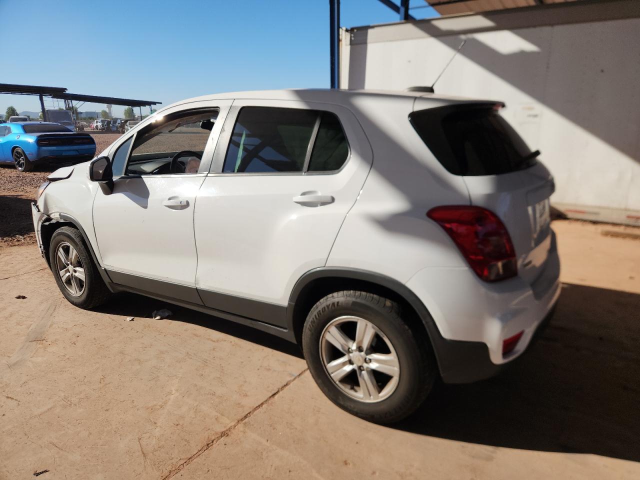 2019 Chevrolet Trax Ls - Фото 2