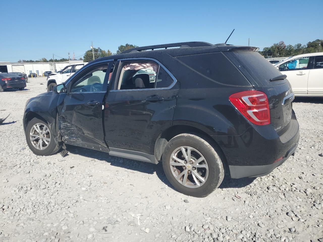 2017 Chevrolet Equinox Lt - Image 2