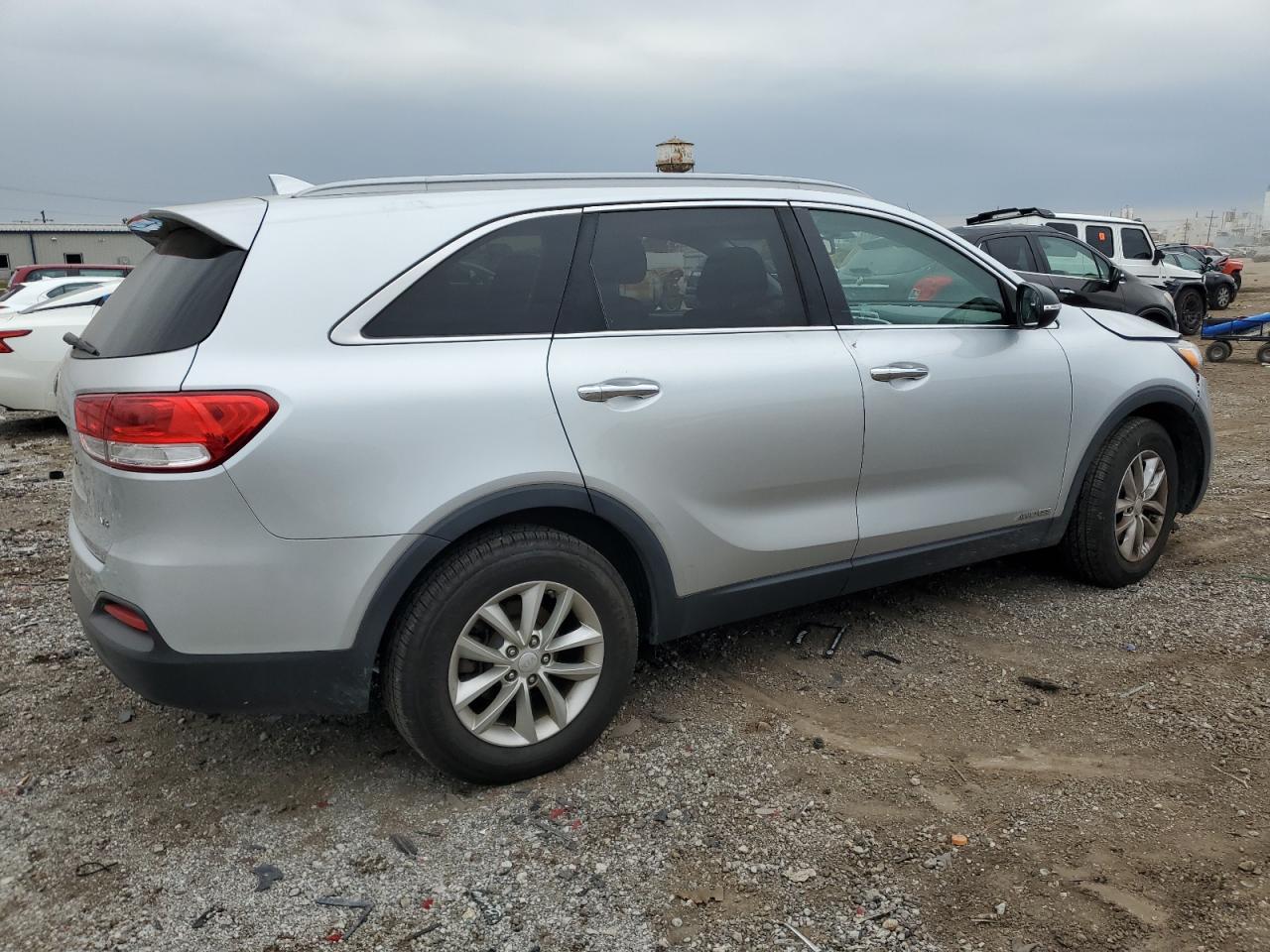 2016 Kia Sorento Lx - Image 3