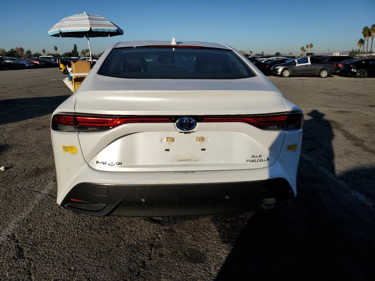 2022 Toyota Mirai Le - Фото 6