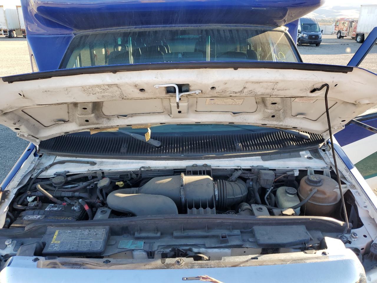 2008 Ford E450 Shuttle Bus - Фото 7