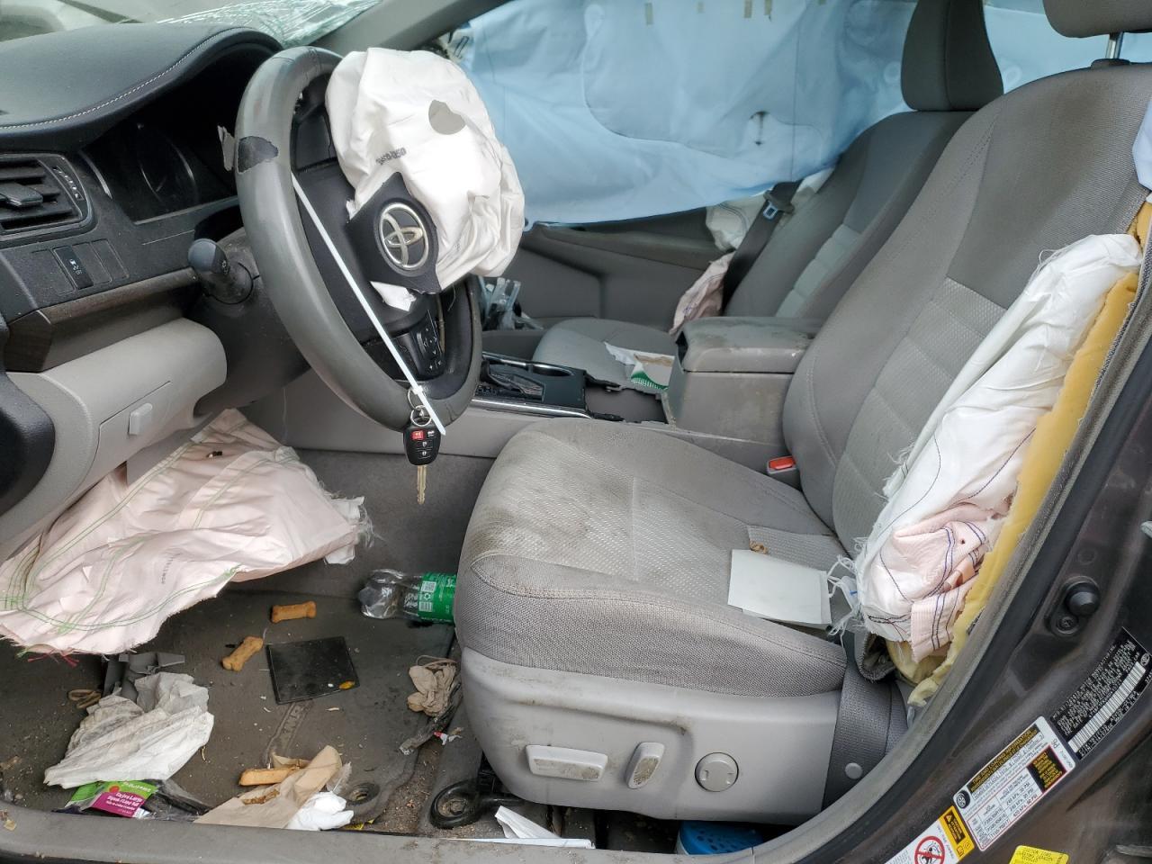 2017 Toyota Camry Le - Image 7