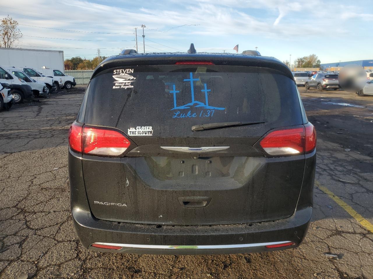 2019 Chrysler Pacifica Touring L - Image 6