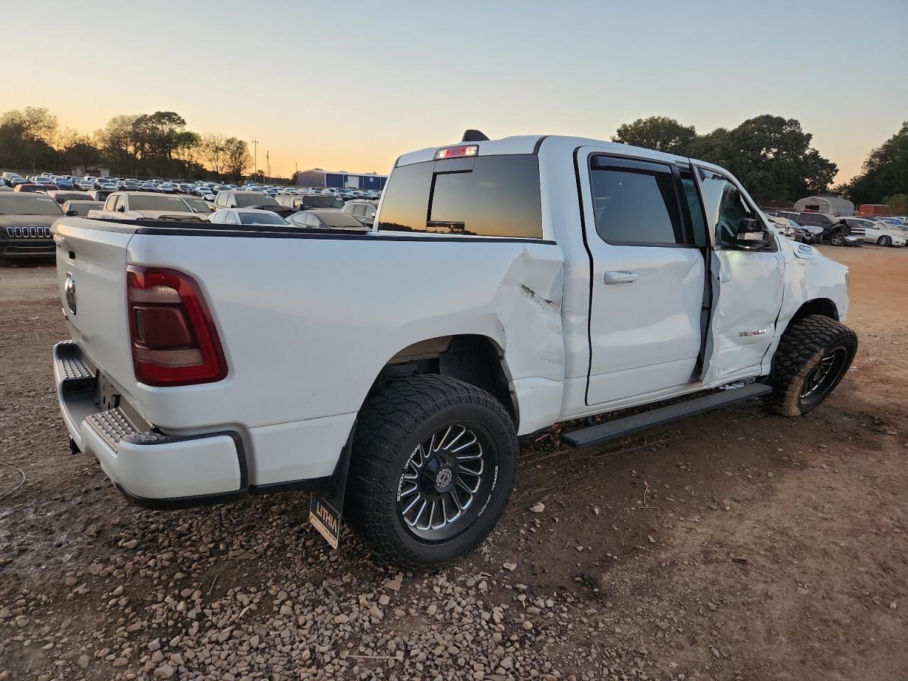 2019 Ram 1500 Big Horn/Lone Star - Image 3