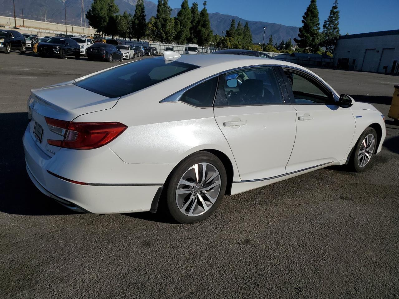 2021 Honda Accord Hybrid Ex - Image 3