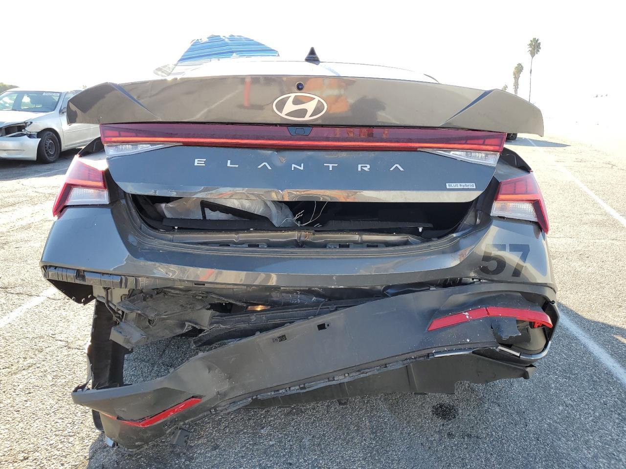 2025 Hyundai Elantra Blue - Фото 6