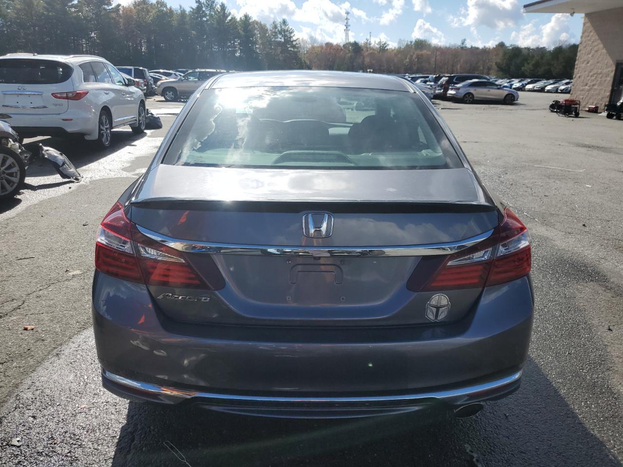 2017 Honda Accord Lx - Фото 6