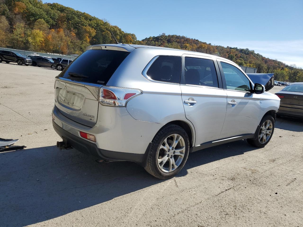 2014 Mitsubishi Outlander Gt - Фото 3