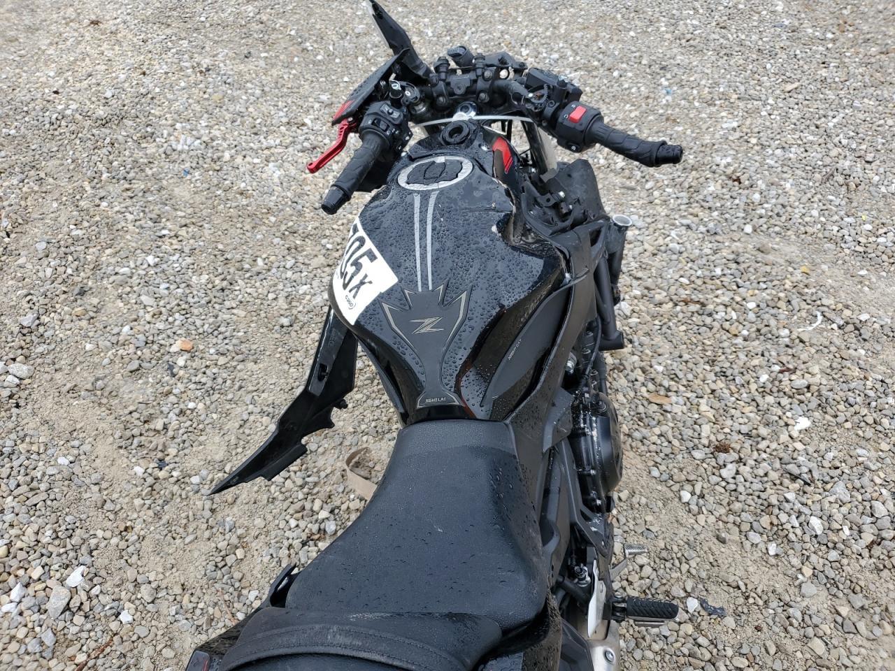 2023 Kawasaki Er650 P - Фото 6