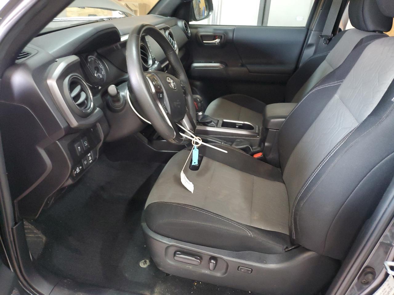 2023 Toyota Tacoma Double Cab - Image 7