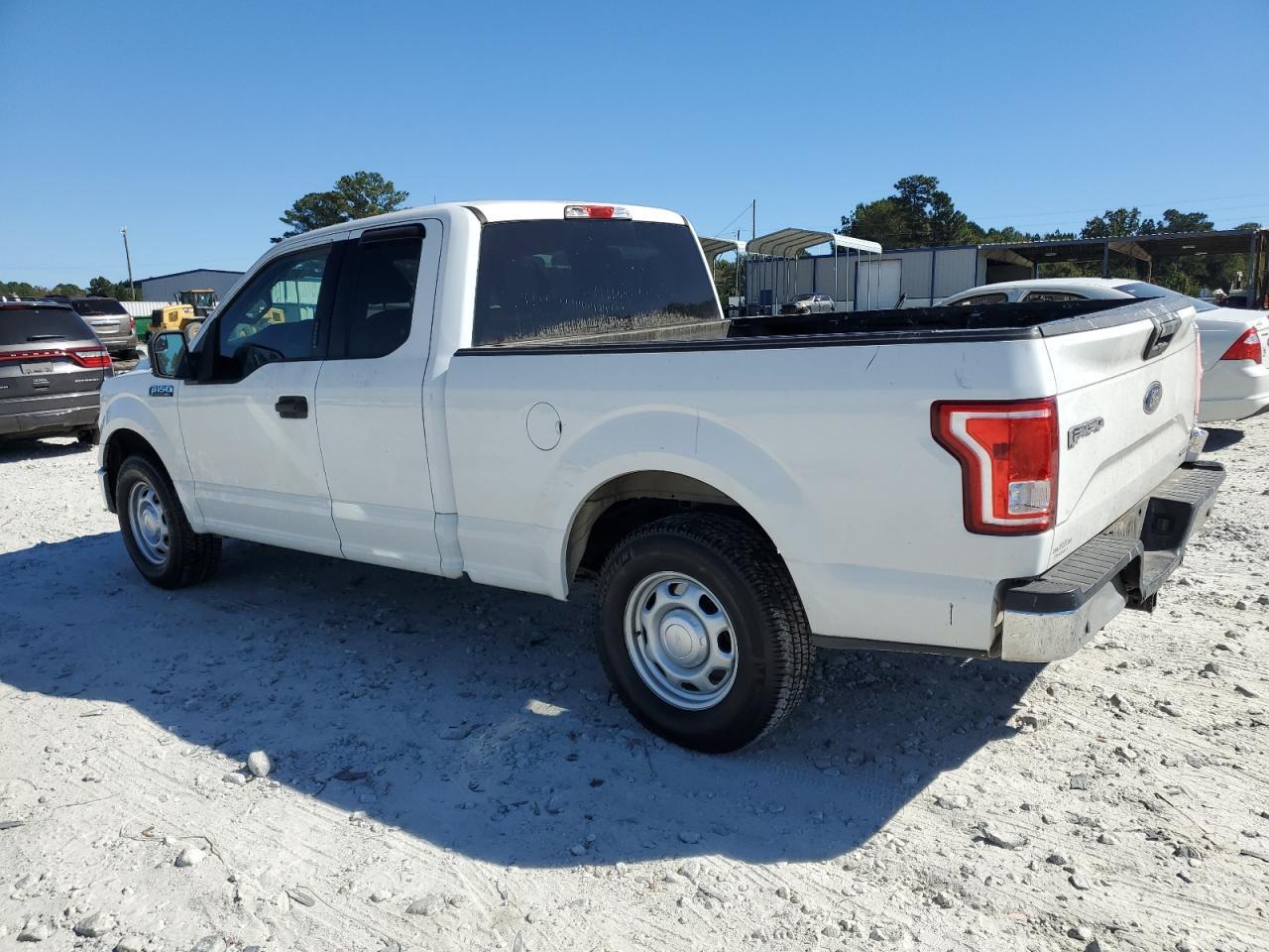 2015 Ford F150 Super Cab - Фото 2