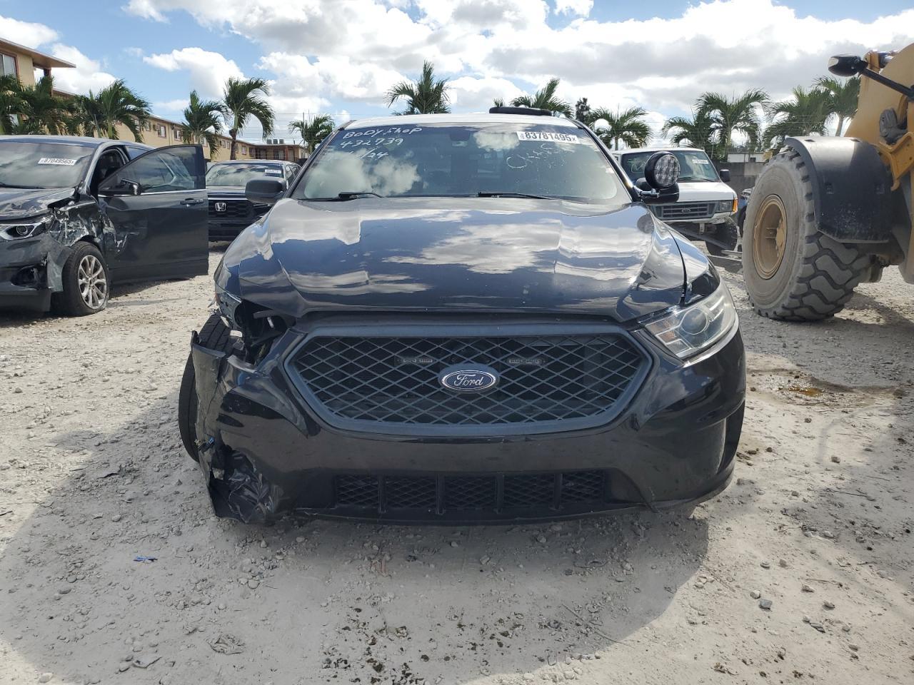 2018 Ford Taurus - Фото 5
