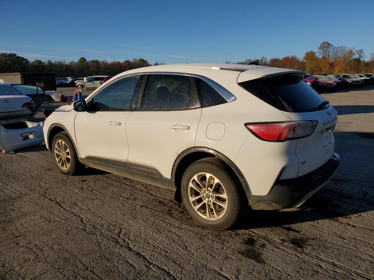 2020 Ford Escape Se - Фото 2